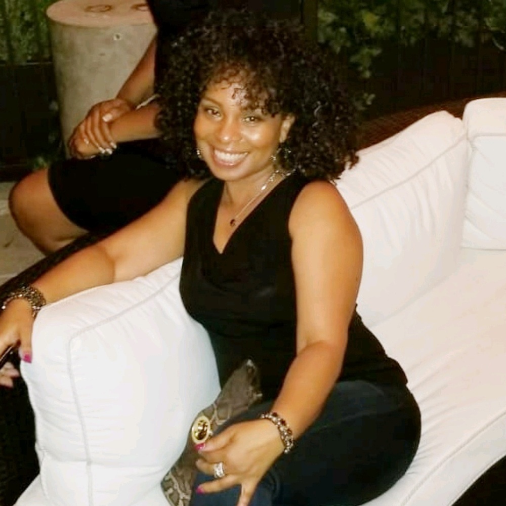 Meet your Posher, Michele